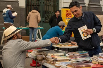 Truequetón por el Mes de las Bibliotecas